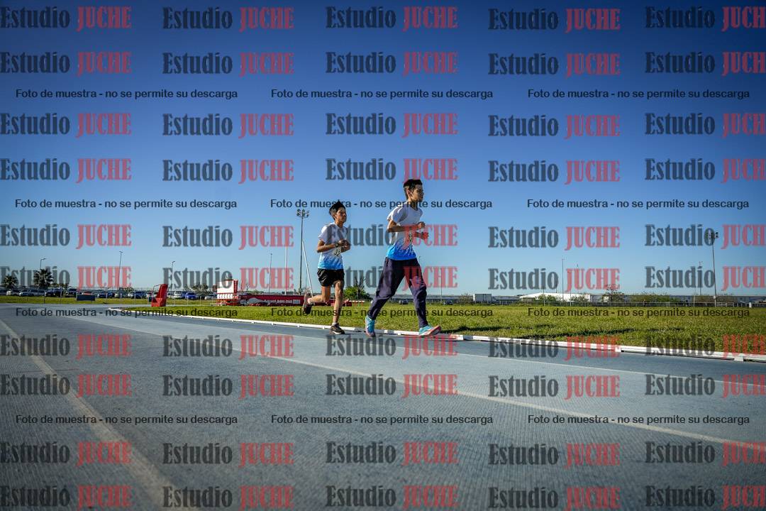 Fotos de los 2000 m llanos de varones