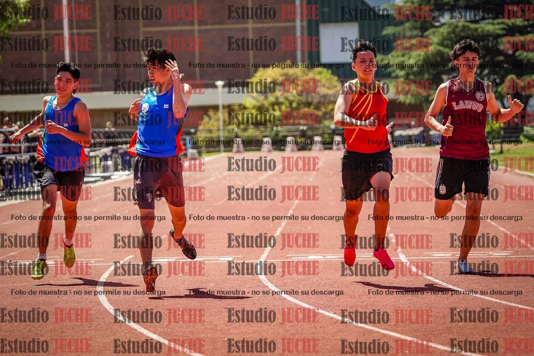 Fotos de los 200 m llanos de varones