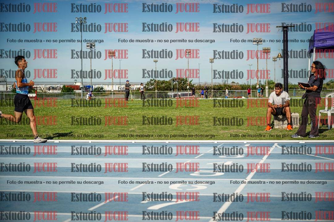 Fotos de los 1500 m llanos de varones