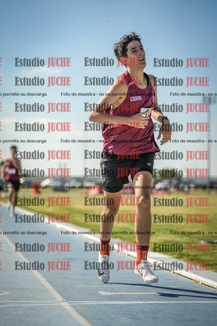 Fotos de los 600 m llanos de varones