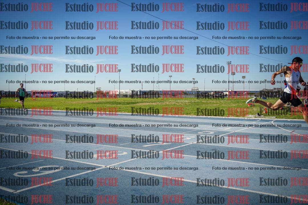 Fotos de los 400 m llanos de varones