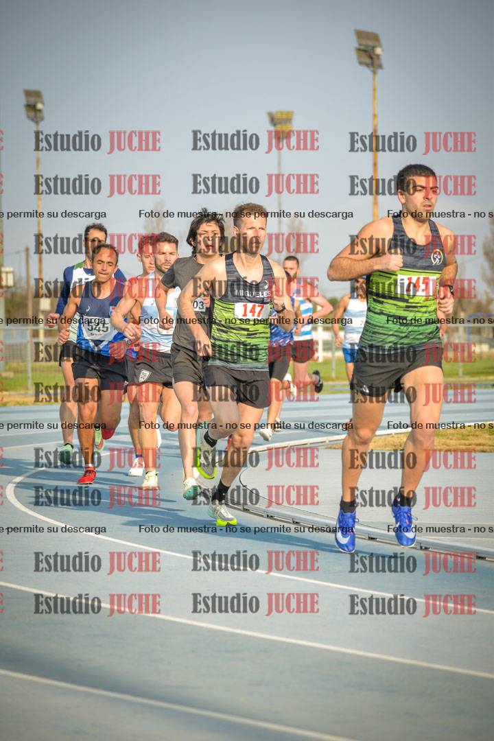 Fotos de los 3000 m llanos de varones