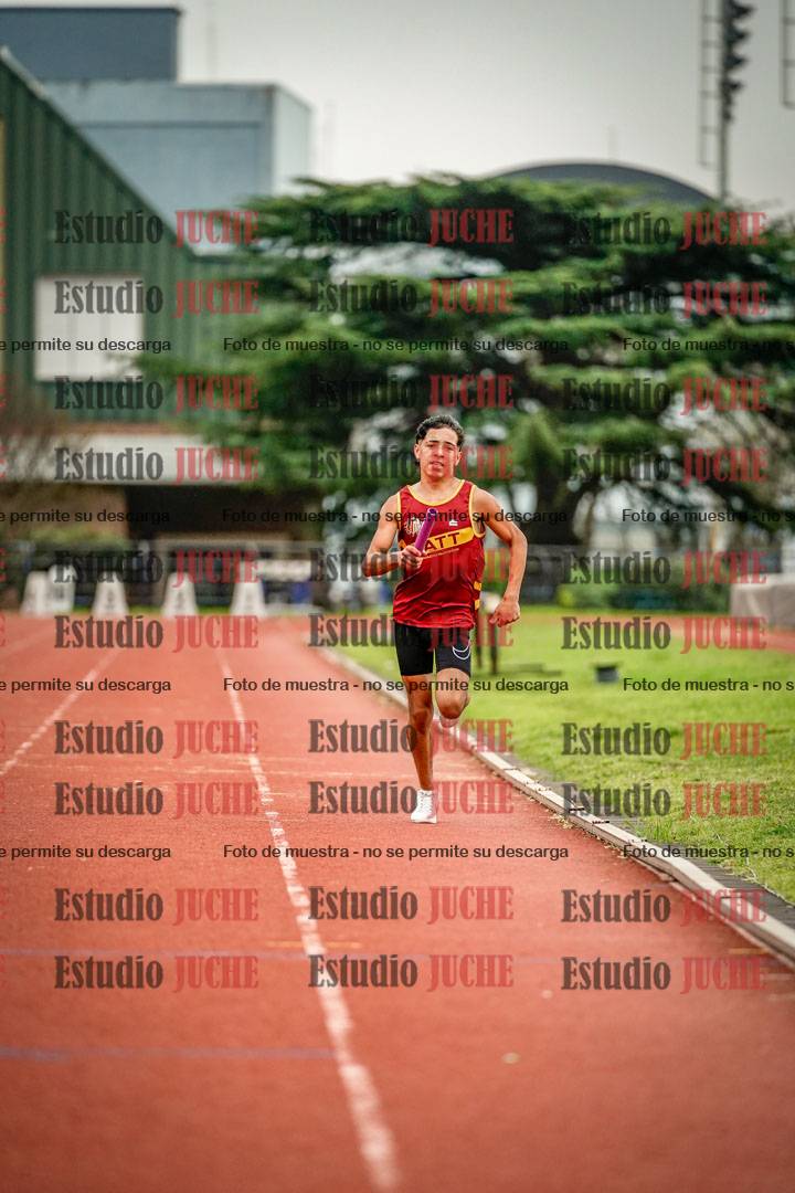 Fotos de las postas 8x200 m mixtas