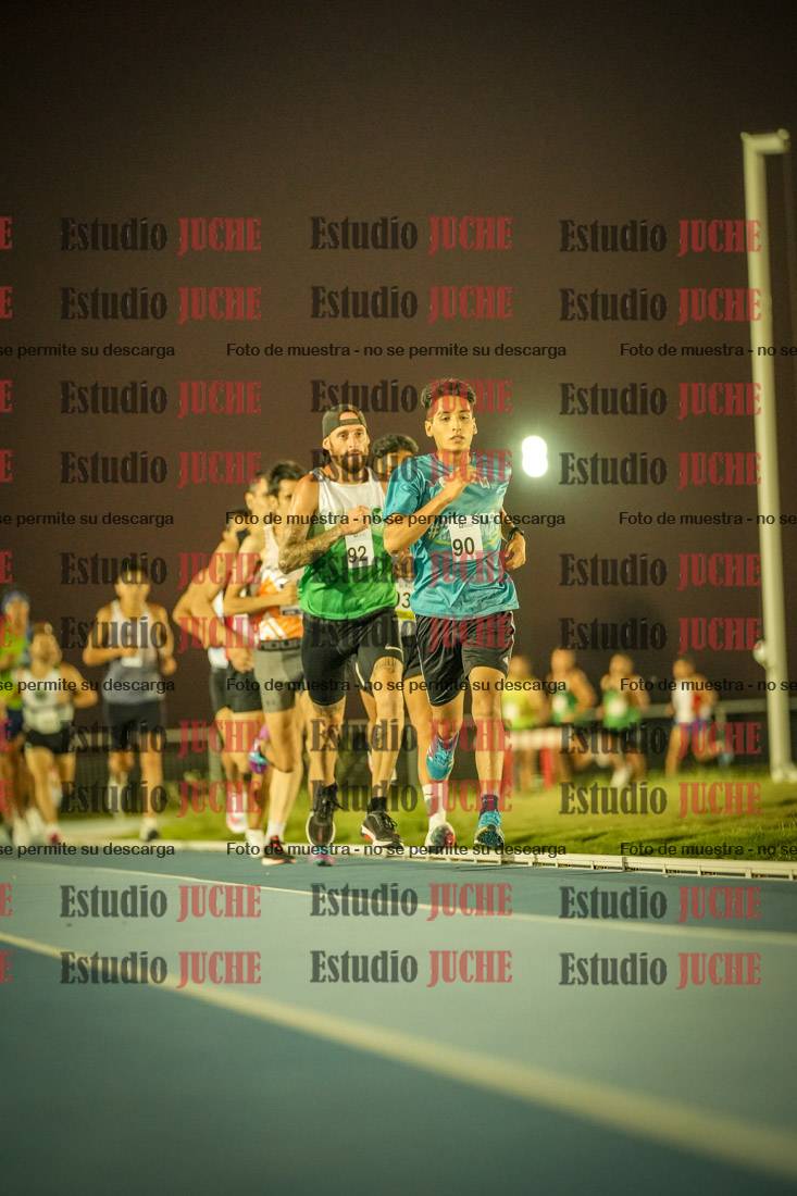 Fotos de los 3000 m llanos de varones