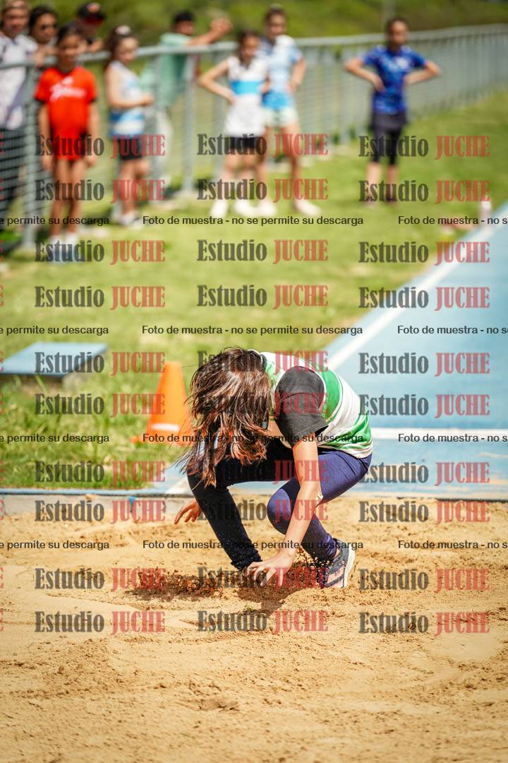 Fotos del salto en largo de mujeres - U12