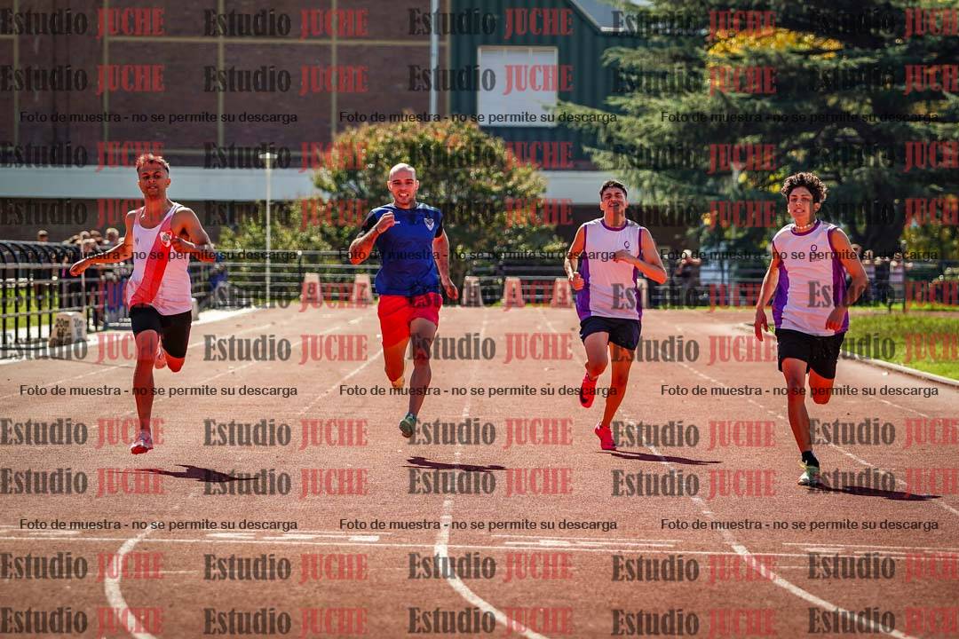 Fotos de los 200 m llanos de varones