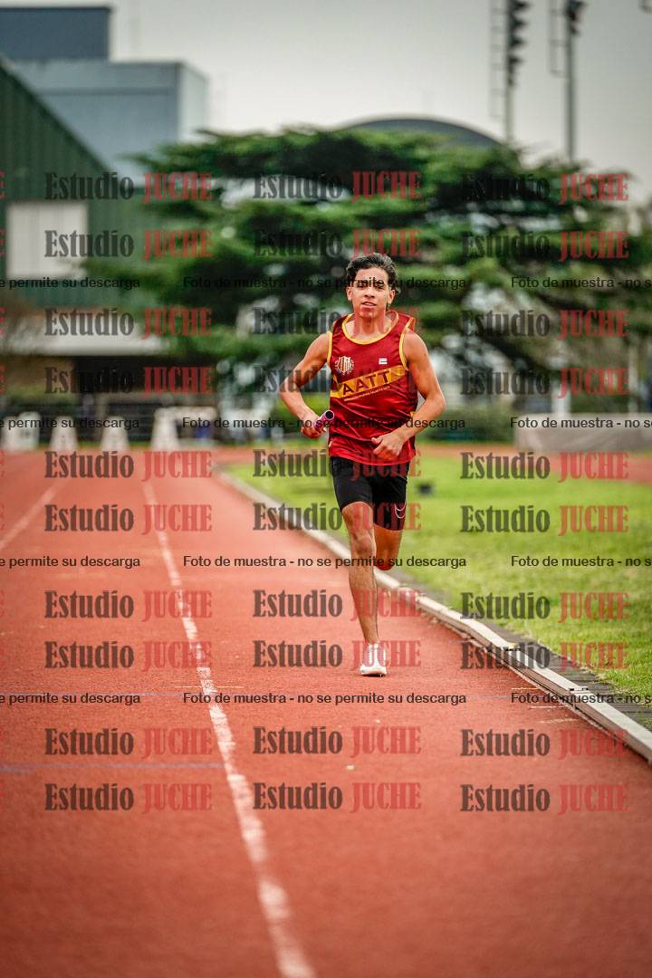 Fotos de las postas 8x200 m mixtas