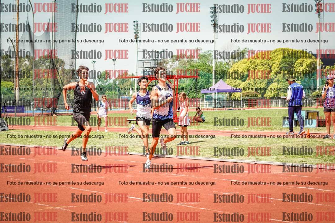 Fotos de los 400 m llanos de varones