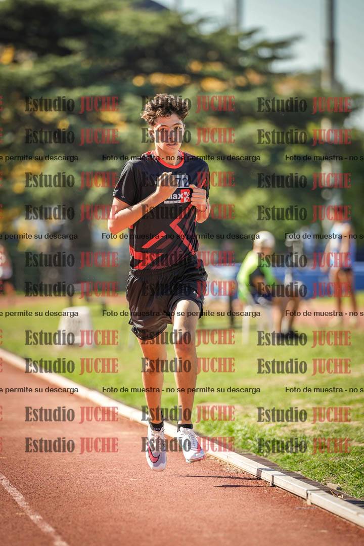 Fotos de los 600 m llanos de varones