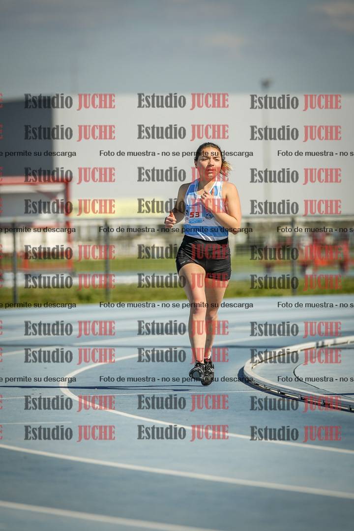 Fotos de los 5000 m llanos de mujeres y varones