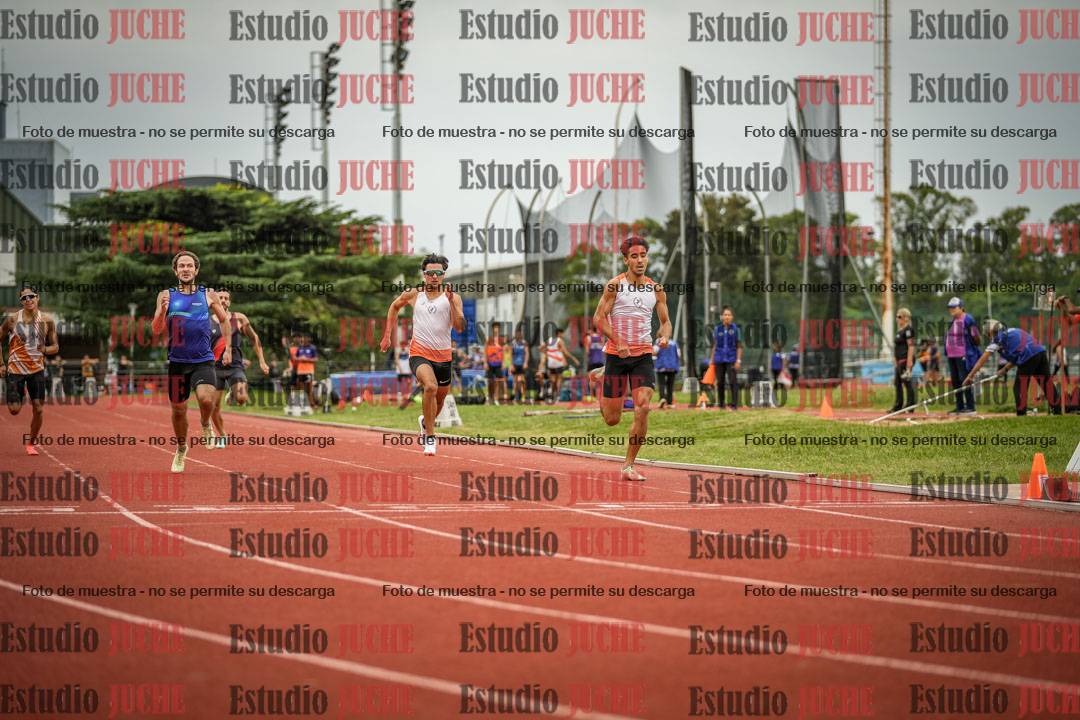 Fotos de los 400 m llanos de varones