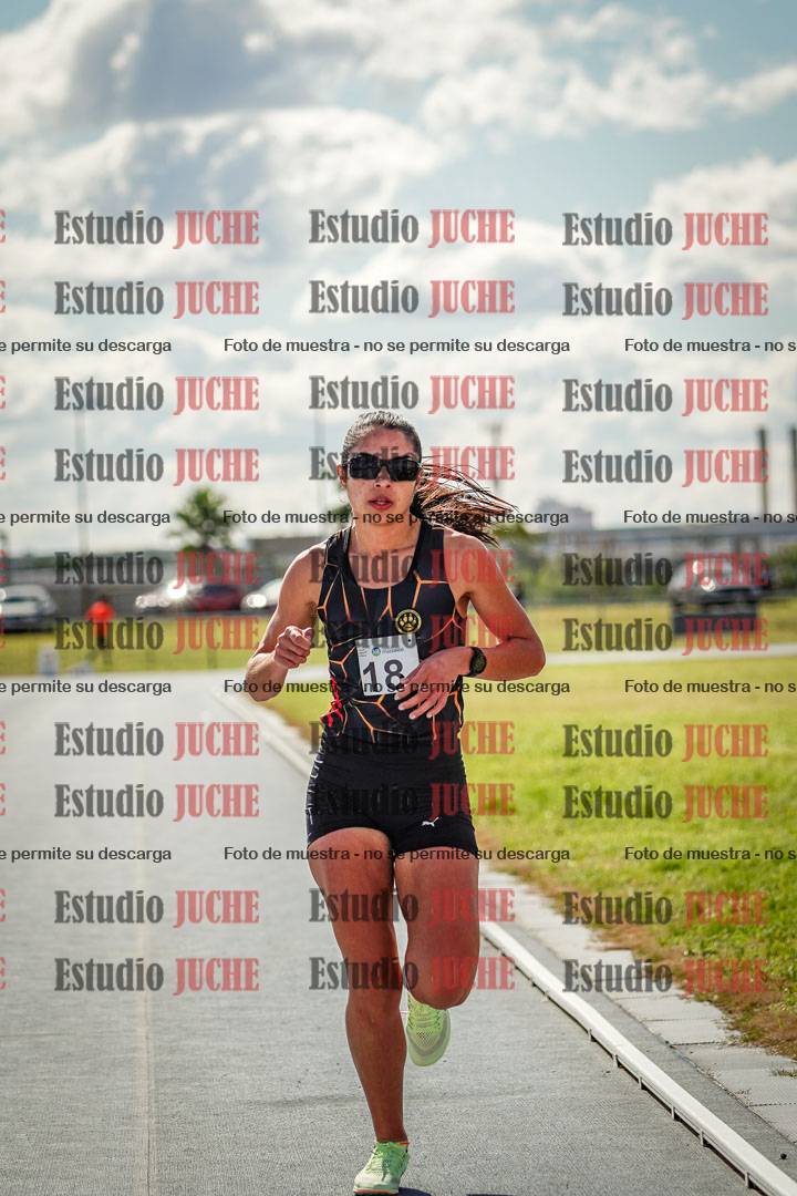 Fotos de los 5000 m llanos de mujeres