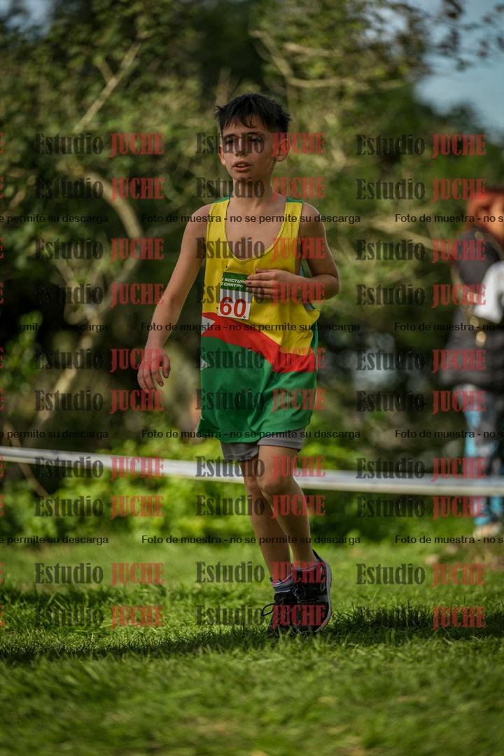 Fotos de la llegada del cross de 1000 m