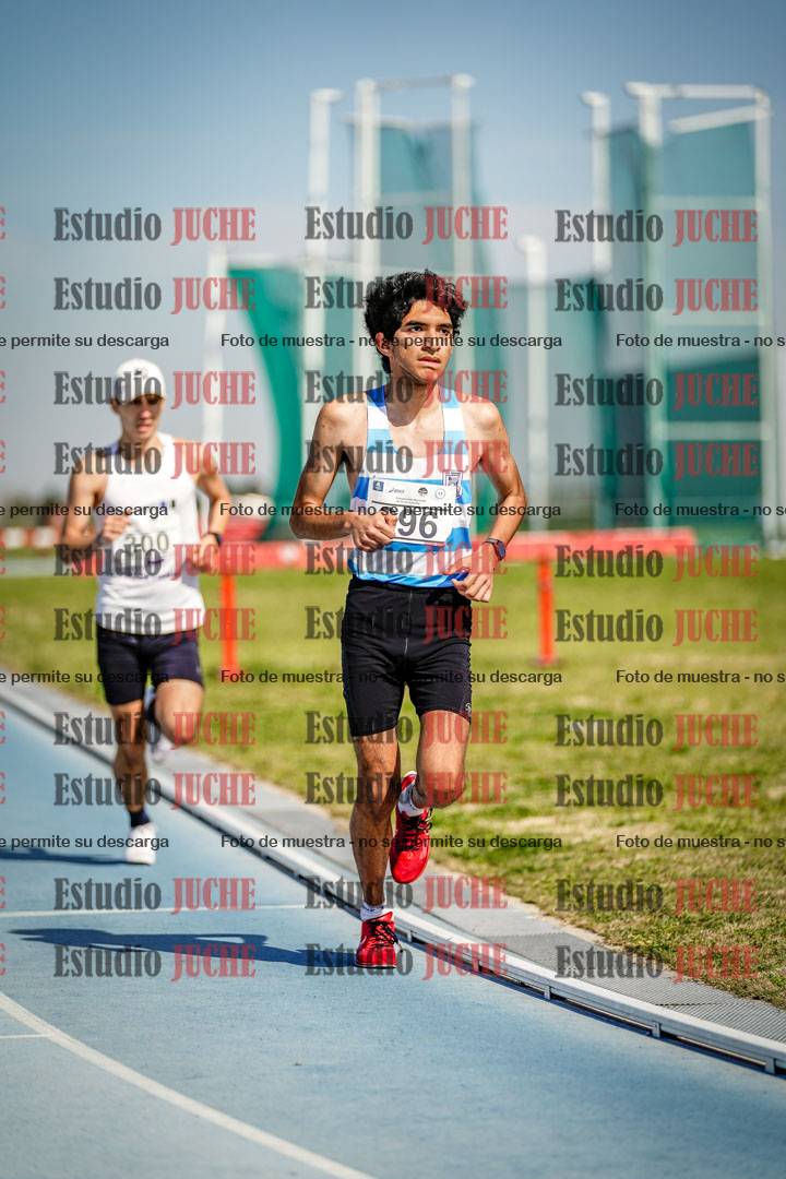 Fotos de los 3000 m llanos de varones