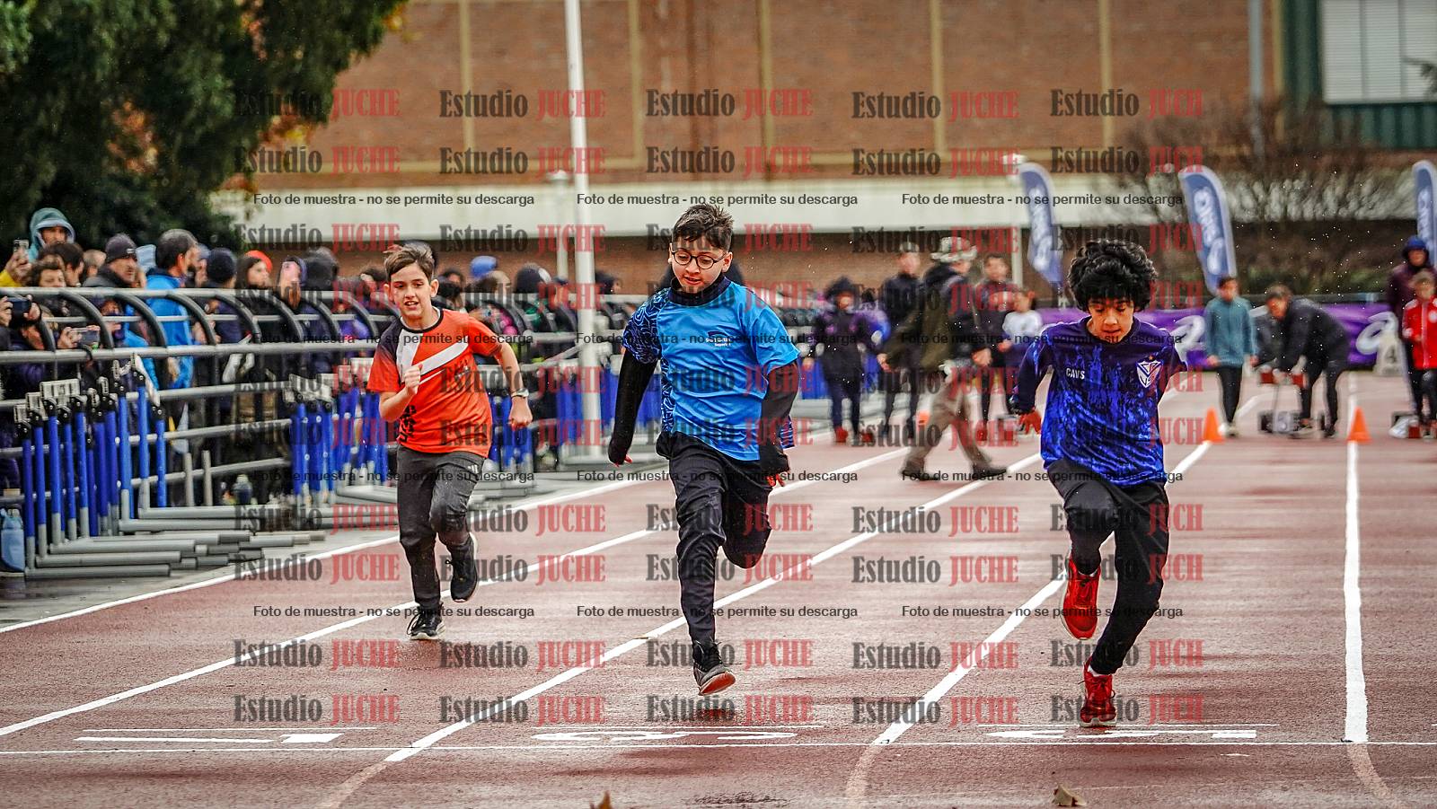 Fotos de los 50 m llanos de varones