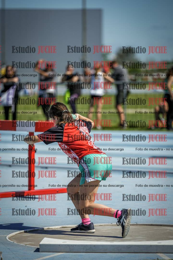 Fotos del lanzamiento de bala de mujeres - U14
