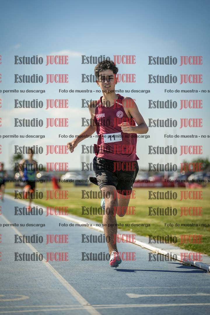 Fotos de los 600 m llanos de varones