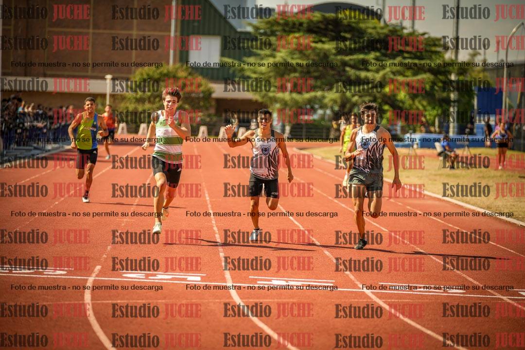Fotos de los 400 m llanos de varones