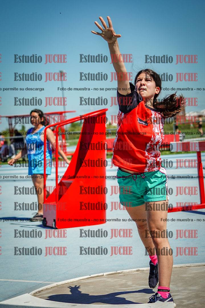 Fotos del lanzamiento de bala de mujeres - U14