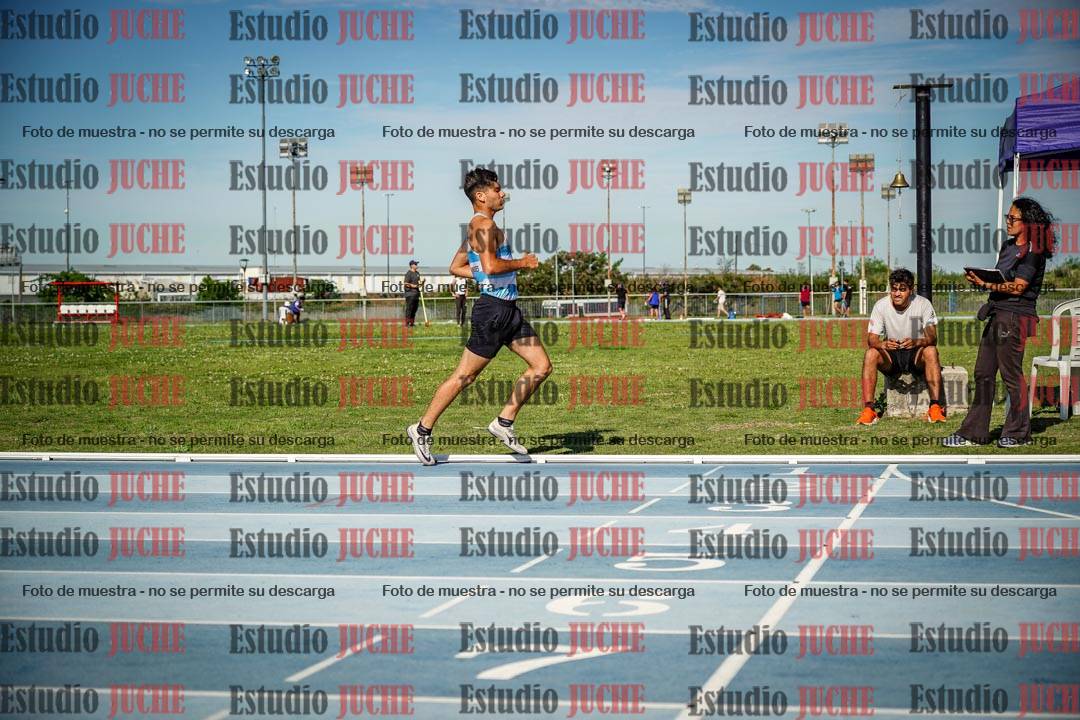 Fotos de los 1500 m llanos de varones