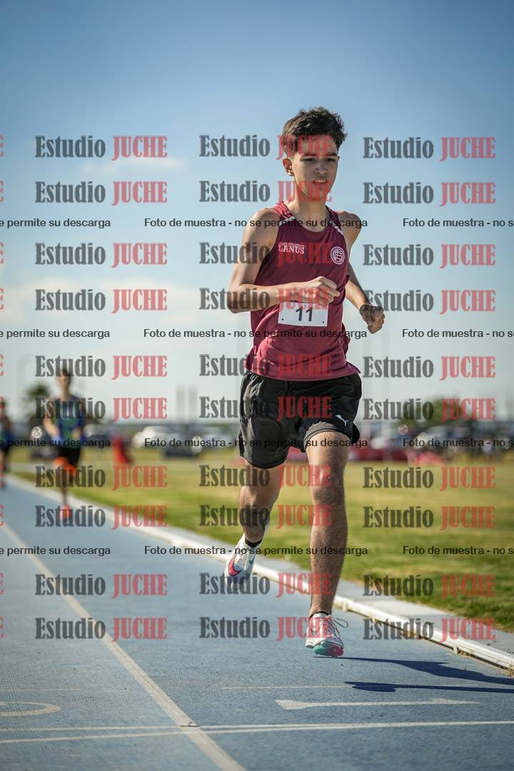 Fotos de los 600 m llanos de varones