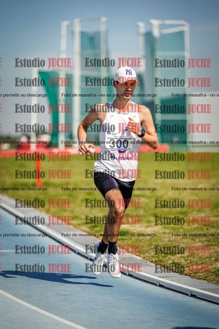 Fotos de los 3000 m llanos de varones
