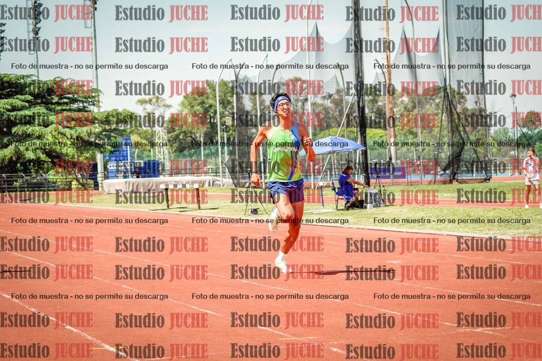 Fotos de los 400 m llanos de varones