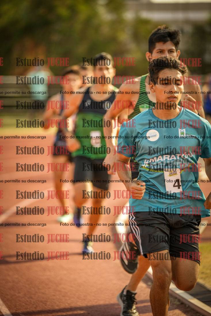 Fotos de los 1500 m llanos de varones