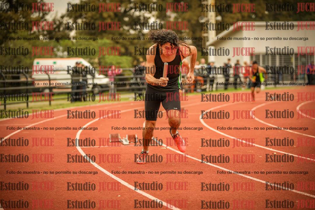 Fotos de las Postas 4x400 m de varones
