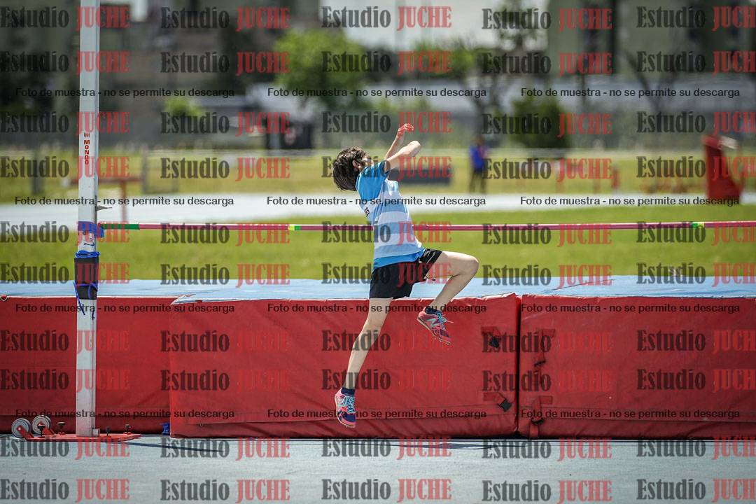 Fotos del salto en alto de varones - U12