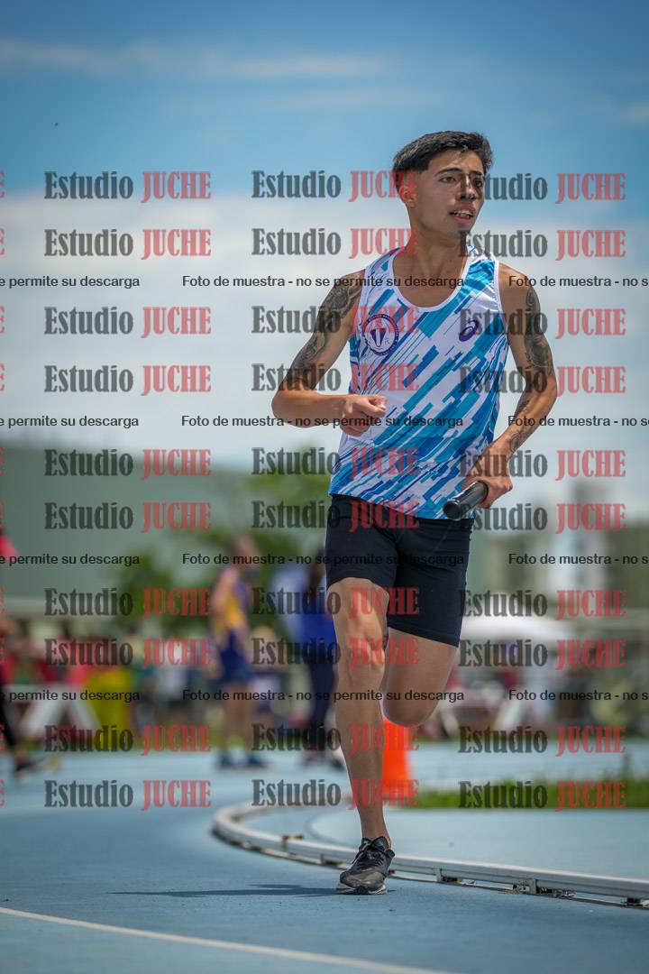 Fotos durante el transcurso de los relevos 20' para running teams - serie 2