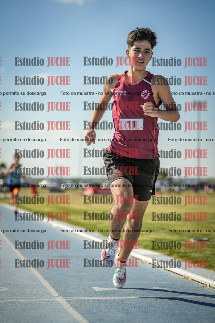 Fotos de los 600 m llanos de varones