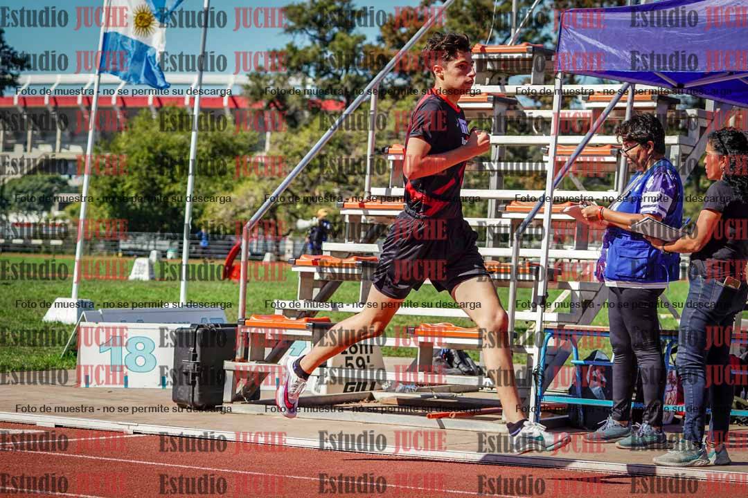 Fotos de los 600 m llanos de varones