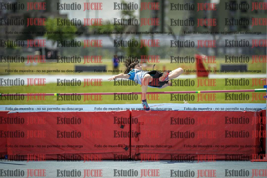 Fotos del salto en alto de varones - U12