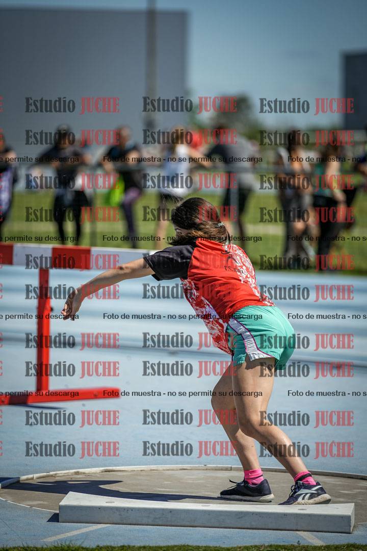 Fotos del lanzamiento de bala de mujeres - U14