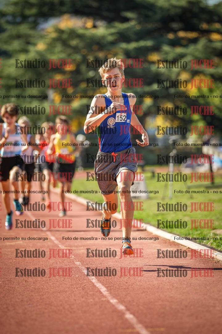 Fotos de los 600 m llanos de varones