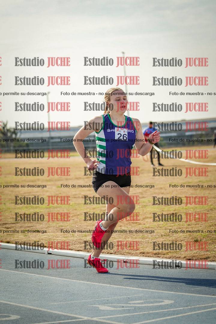 Fotos de los 800 m llanos de mujeres - combinadas 7