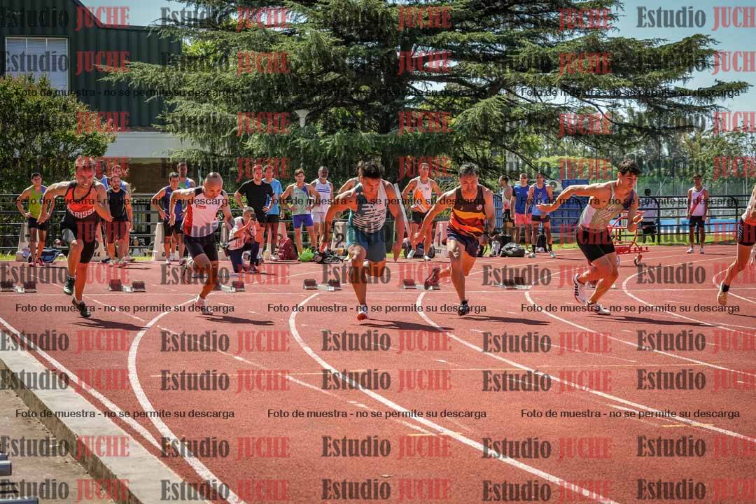 Fotos de los 100 m llanos de varones