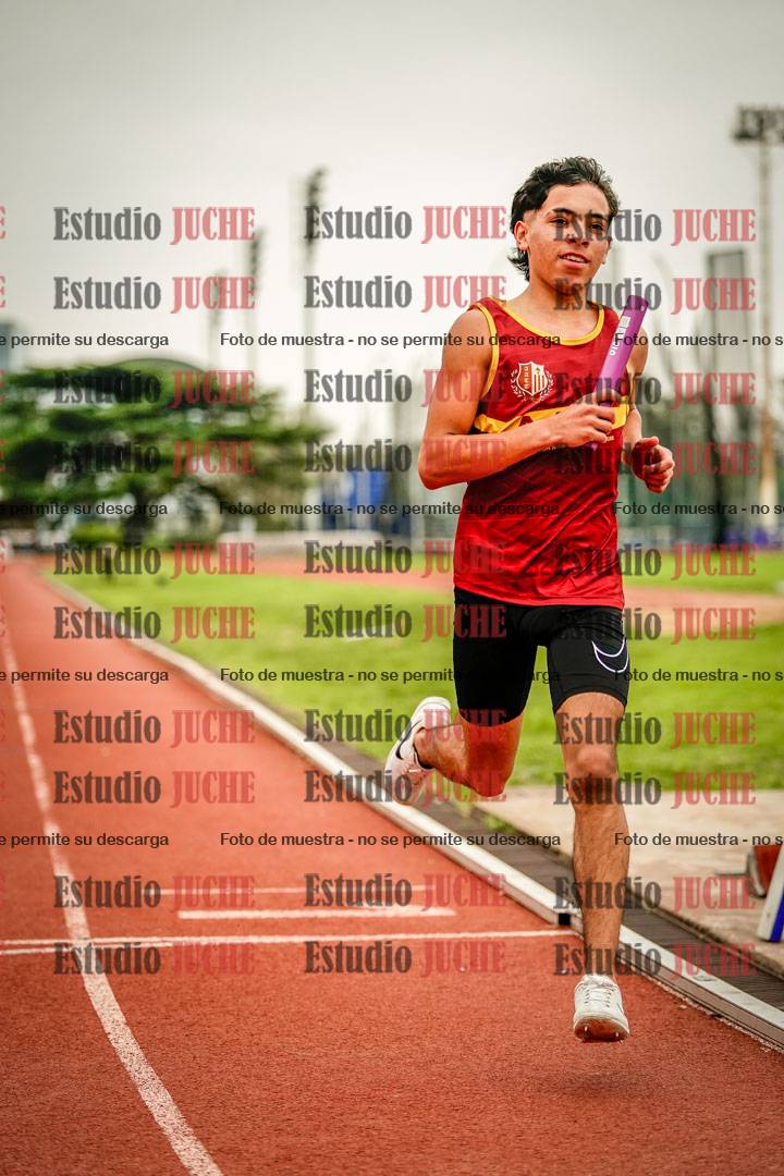 Fotos de las postas 8x200 m mixtas