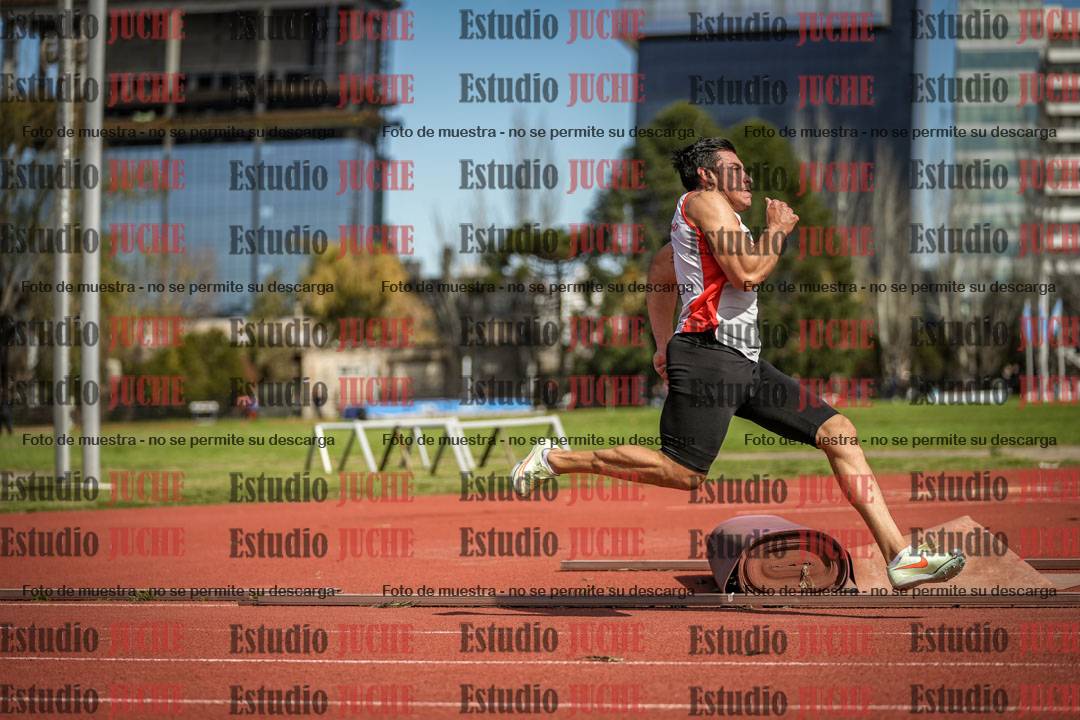 Fotos de los 200 m llanos de varones