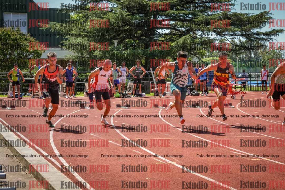 Fotos de los 100 m llanos de varones