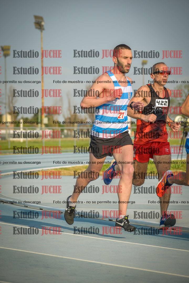 Fotos de los 3000 m llanos de varones