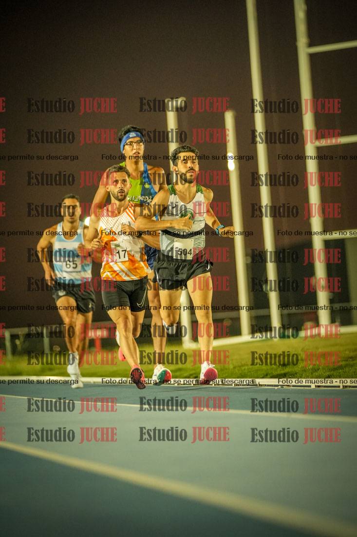 Fotos de los 3000 m llanos de varones
