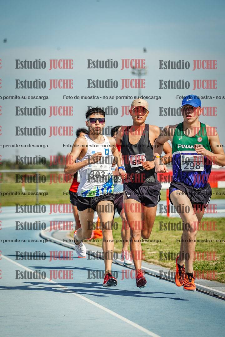 Fotos de los 3000 m llanos de varones
