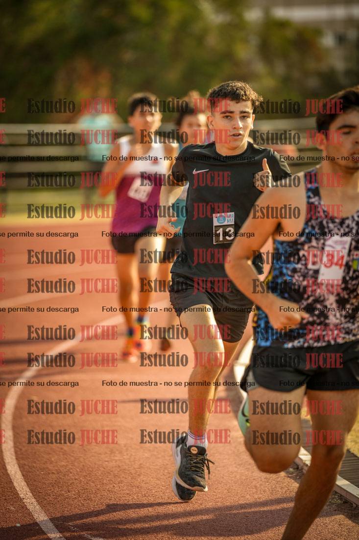 Fotos de los 1500 m llanos de varones