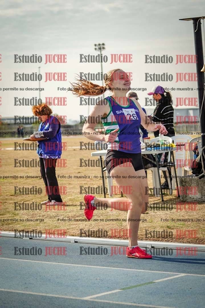 Fotos de los 800 m llanos de mujeres - combinadas 7