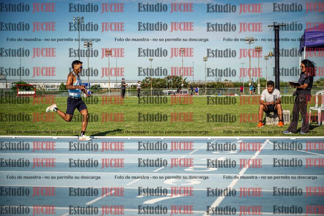 Fotos de los 1500 m llanos de varones