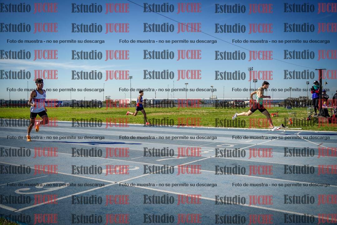 Fotos de los 400 m llanos de varones