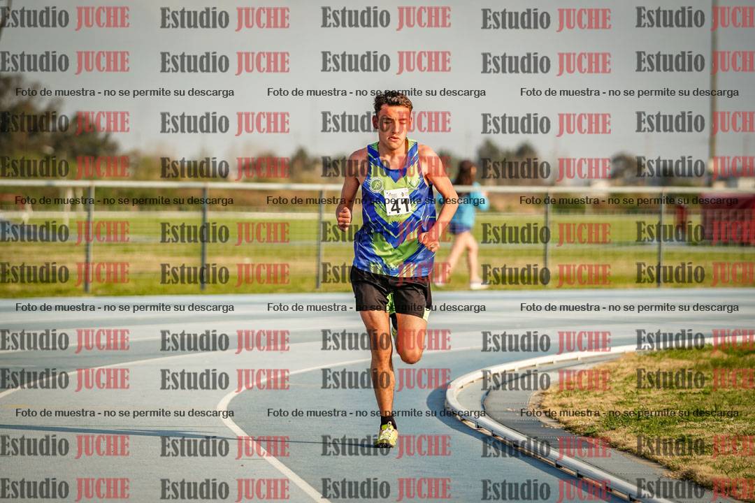 Fotos de los 3000 m llanos de varones