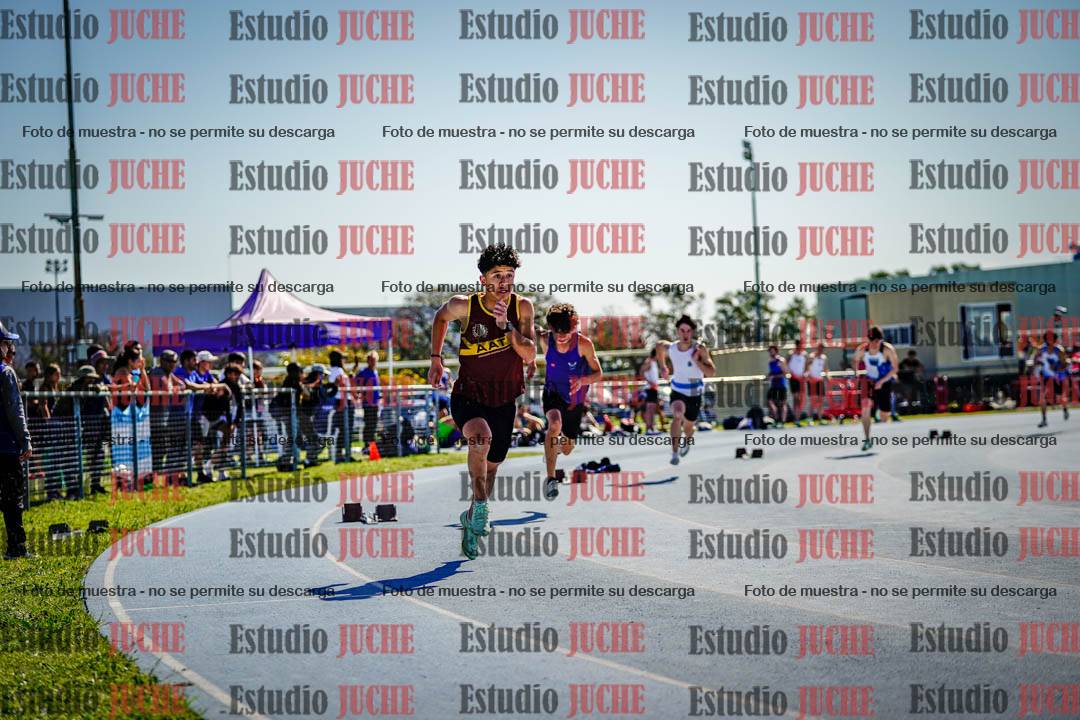 Fotos de los 400 m llanos de varones